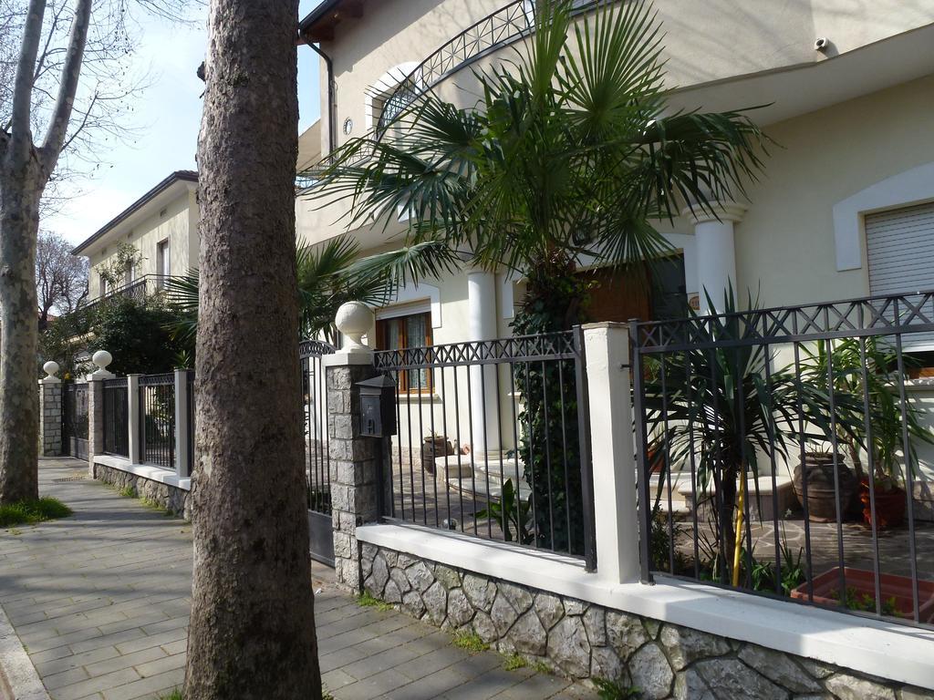 Appartamenti Villa Tonni Gabicce Mare Pokoj fotografie